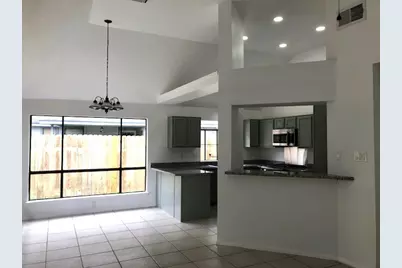 16802 Tranquil Drive, Sugar Land, TX 77498 - Photo 9