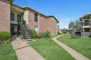 18800 Egret Bay Blvd, Webster, TX 77058 - Photo 3