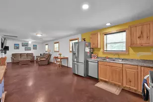 9141/9145 Oak Arbor Dr, Conroe, TX 77384 - Photo 7