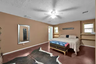 9141/9145 Oak Arbor Dr, Conroe, TX 77384 - Photo 11