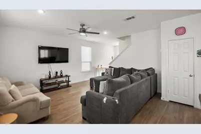 7327 Madison Commons Lane, Houston, TX 77075 - Photo 11