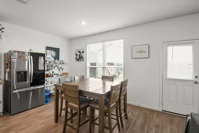 7327 Madison Commons Lane, Houston, TX 77075 - Photo 17