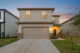 7327 Madison Cmns Ln, Houston, TX 77075 - Photo 1