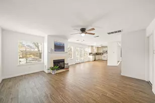 26907 Castlecliff Ln, Kingwood, TX 77339 - Photo 17