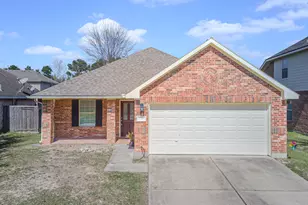 2738 Royal Thistle Dr, Houston, TX 77088 - Photo 1