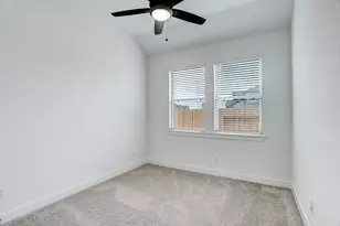 3003 Lago Costa Dr, Texas City, TX 77568 - Photo 9