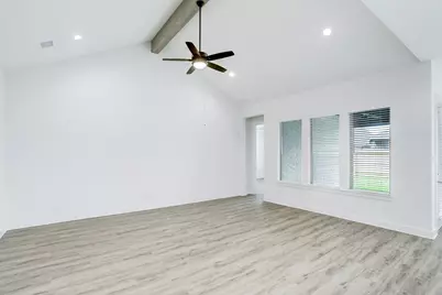 3003 Lago Costa Drive, Texas City, TX 77568 - Photo 11