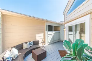 727 Bunker Hill Rd, Houston, TX 77024 - Photo 33