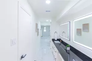 727 Bunker Hill Rd, Houston, TX 77024 - Photo 31