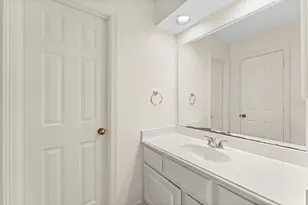 1914 Rosebay Ct, Sugar Land, TX 77479 - Photo 21