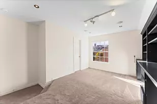 1914 Rosebay Ct, Sugar Land, TX 77479 - Photo 17