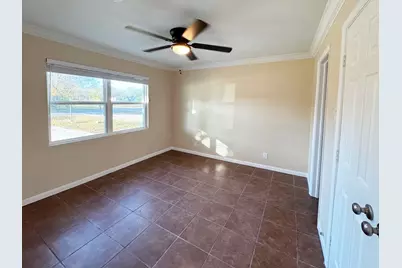 3238 Texas Avenue, Texas City, TX 77590 - Photo 5