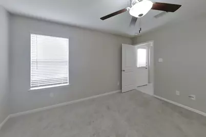 801 Painted Bison Drive, La Marque, TX 77568 - Photo 7