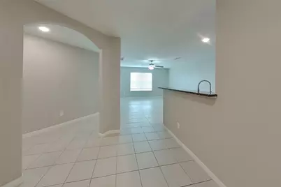 801 Painted Bison Drive, La Marque, TX 77568 - Photo 5