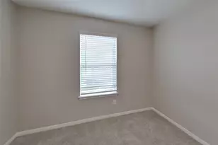 801 Painted Bison Dr, La Marque, TX 77568 - Photo 11