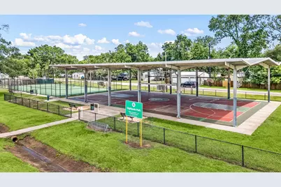 327 Brompton Court, Highlands, TX 77562 - Photo 23