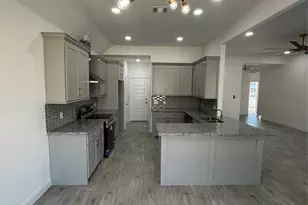 10835 Deaf Smith St, La Porte, TX 77571 - Photo 15