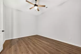 8818 Blue Grotto Ln, Manvel, TX 77578 - Photo 25