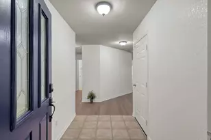 147 W Misty Dawn Dr, Conroe, TX 77385 - Photo 3