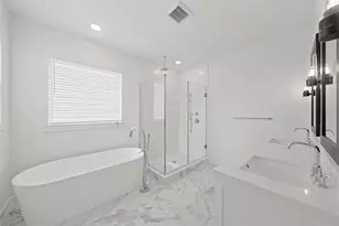 2315 Via Cami Ln, Houston, TX 77051 - Photo 13