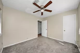 5018 Northridge Dr, Houston, TX 77033 - Photo 27