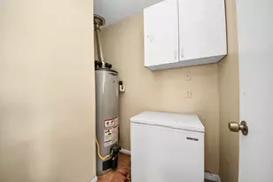 5018 Northridge Dr, Houston, TX 77033 - Photo 11