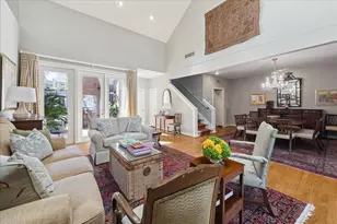 10 S Briar Hollow Ln, Houston, TX 77027 - Photo 7