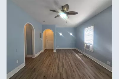 725 Broadway Avenue #12, Galveston, TX 77550 - Photo 11