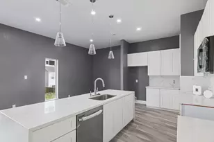 4704 Ward St, Houston, TX 77021 - Photo 5