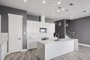 4704 Ward St, Houston, TX 77021 - Photo 7