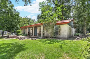 3837 Summer Ln, Huntsville, TX 77340 - Photo 3