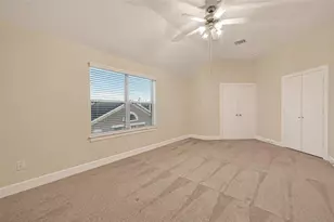 11504 Main Pine Dr, Houston, TX 77025 - Photo 25