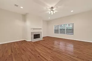 11504 Main Pine Dr, Houston, TX 77025 - Photo 5