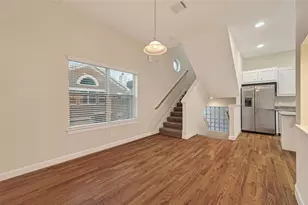 11504 Main Pine Dr, Houston, TX 77025 - Photo 7