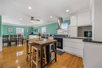 1200 Waterways Drive, Crystal Beach, TX 77650 - Photo 17