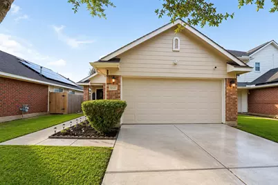 4823 Canyon Blanco Drive, Houston, TX 77045 - Photo 1