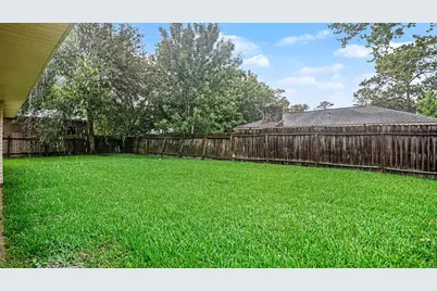 16107 Barcelona Drive, Friendswood, TX 77546 - Photo 15