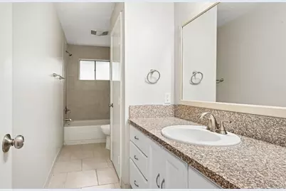 16107 Barcelona Drive, Friendswood, TX 77546 - Photo 17