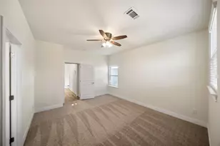 410 W Marlin St, Willis, TX 77378 - Photo 19