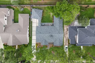 842 W Forest Dr, Houston, TX 77079 - Photo 33