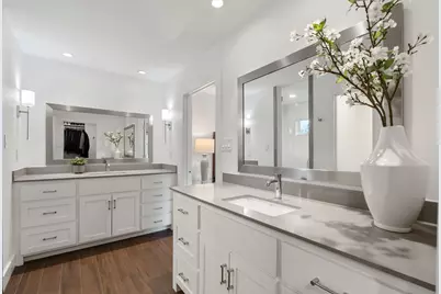 842 W Forest Drive, Houston, TX 77079 - Photo 25