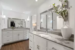 842 W Forest Dr, Houston, TX 77079 - Photo 25