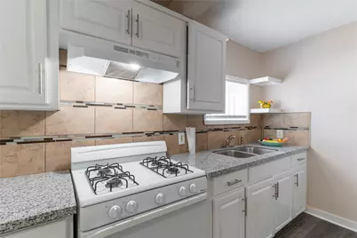 305 N Live Oak Street #2, Houston, TX 77003 - Photo 19