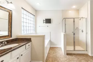 2923 Royal Oaks Crest, Houston, TX 77082 - Photo 17