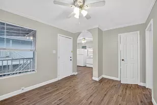 4203 Polk St, Houston, TX 77023 - Photo 11