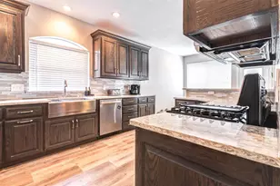 20827 Whitevine Way, Katy, TX 77450 - Photo 17