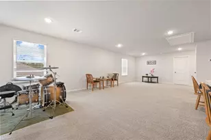 5928 Peonies Pl, Montgomery, TX 77316 - Photo 15