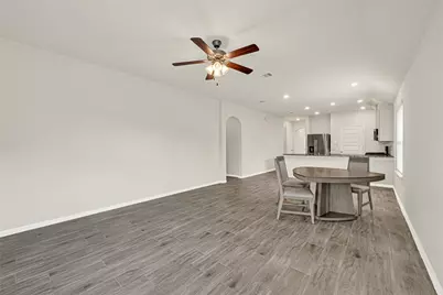 2006 Shim Ball Way, Pearland, TX 77089 - Photo 13