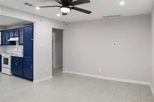 611 93rd St, Houston, TX 77012 - Photo 7