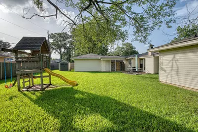 935 Chatwood Drive, Beaumont, TX 77706 - Photo 39